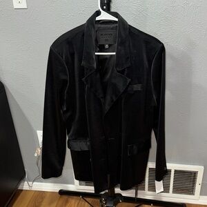 Black blazer brand new small marks near collar
